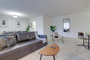 Sensational Condominium @Crystal City